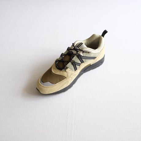 Karhu fusion 2.0