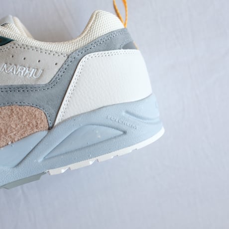 KARHU Fusion 2.0 Limestone/Bright White