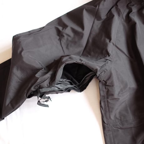 BLACK ECWCS parka