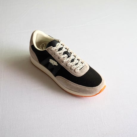 KARHU Albatross 82