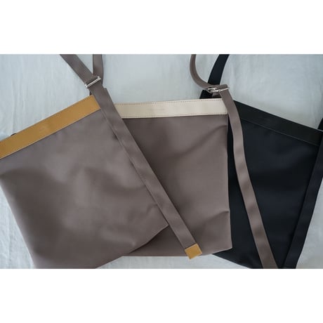 SHOULDER BAG [BLACK]