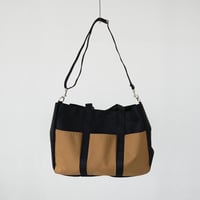 TOTE WITH LID [BLACK]