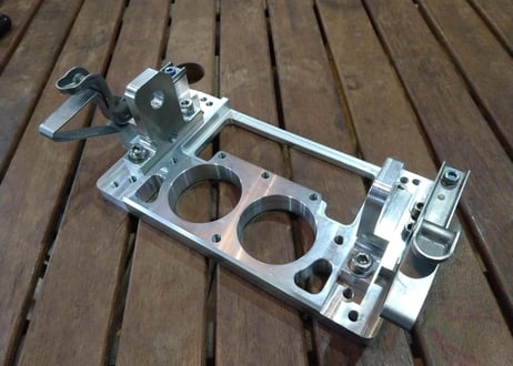 1500SXR ビレットハンドルポールブラケット
