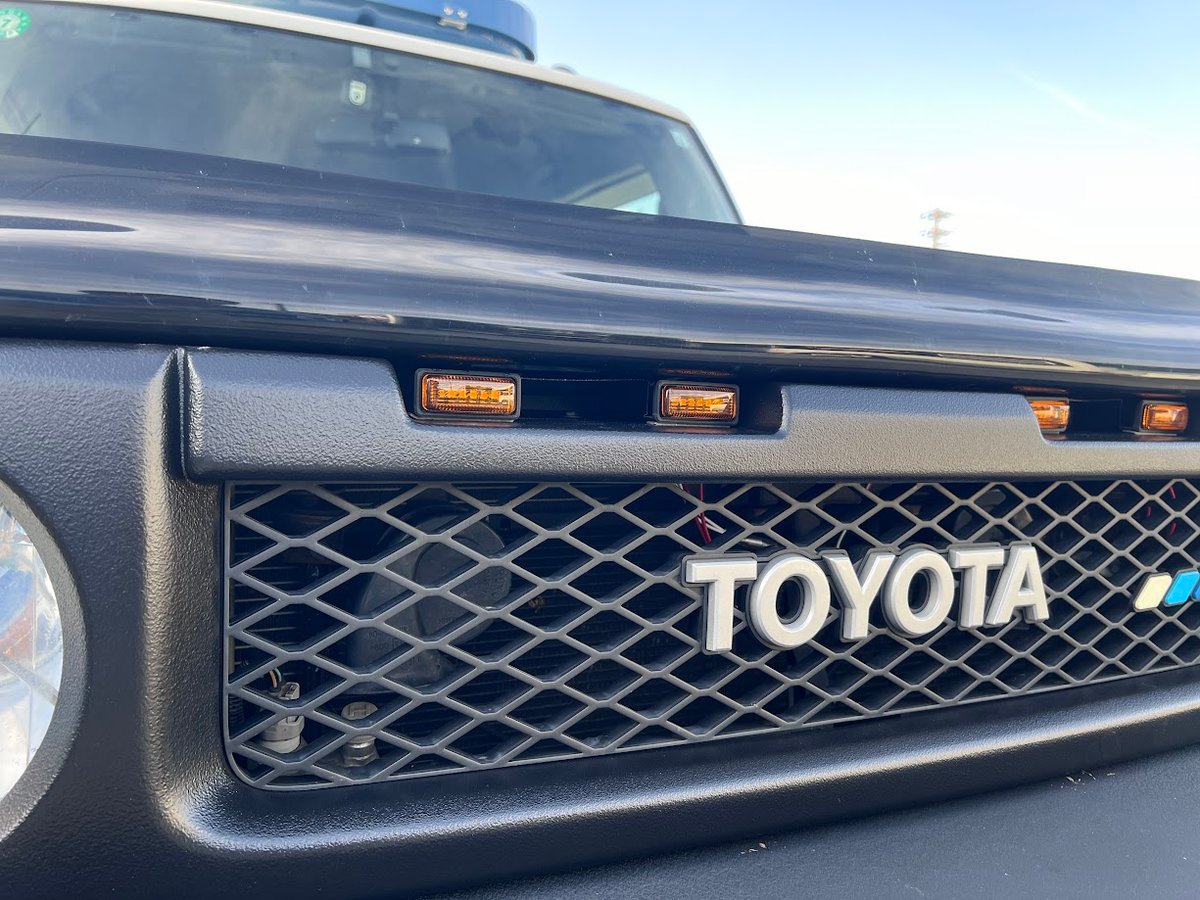 FJクルーザー　アイライン　バッドフェイス FJクルーザー アイライン グリル バッドフェイス - メルカリ