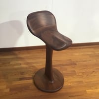 サドルチェア