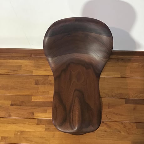 サドルチェア