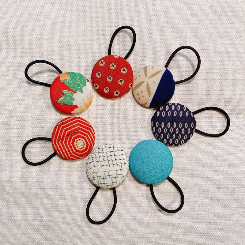 着物生地くるみボタンのヘアゴム3個セット（アソート） | キオト雑貨店