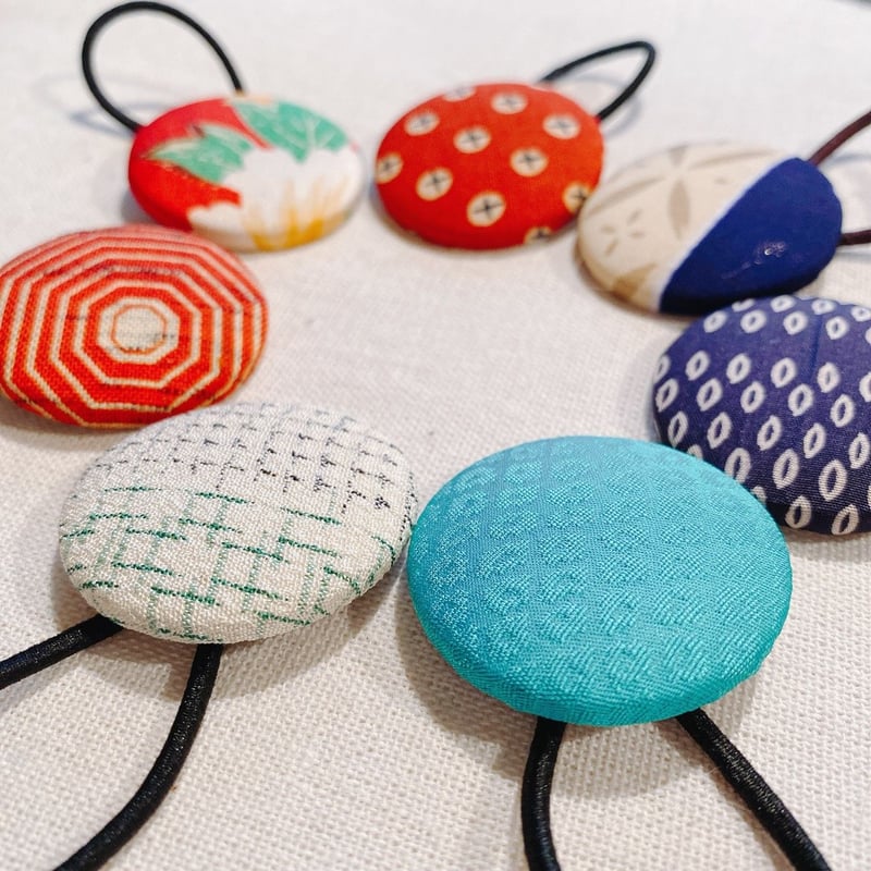 親子くるみボタン　ヘアゴム　3個セット　木の実　親子コーデ　姉妹コーデ　オレンジ 親子くるみボタン ヘアゴム 3個セット 木の実 親子コーデ 姉妹コーデ