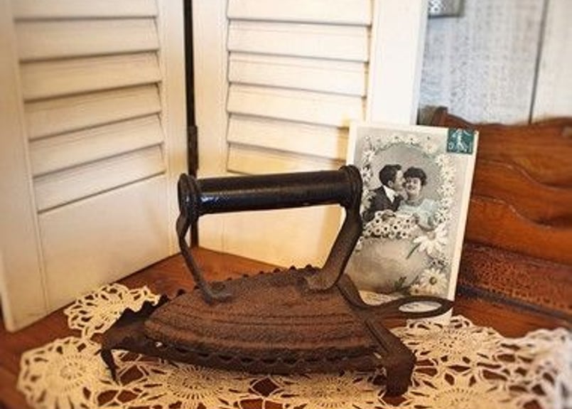 イギリスアンティークアイロン台 イギリスアンティーク 木製 アイロン台 タオルラック/UK Antique