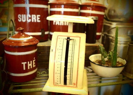Postal scale（イギリス）enamel