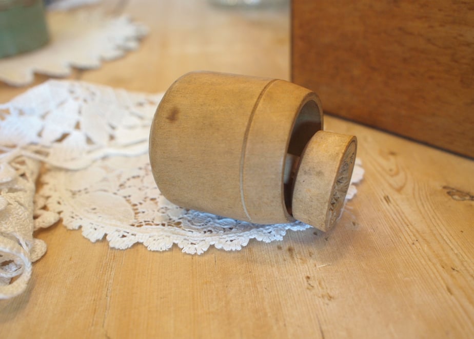 5e8d32959df16335618507f7