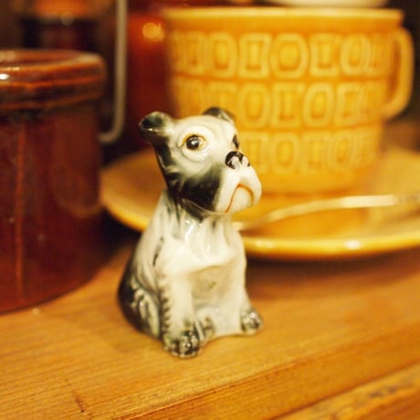 Terrier dog （陶器）