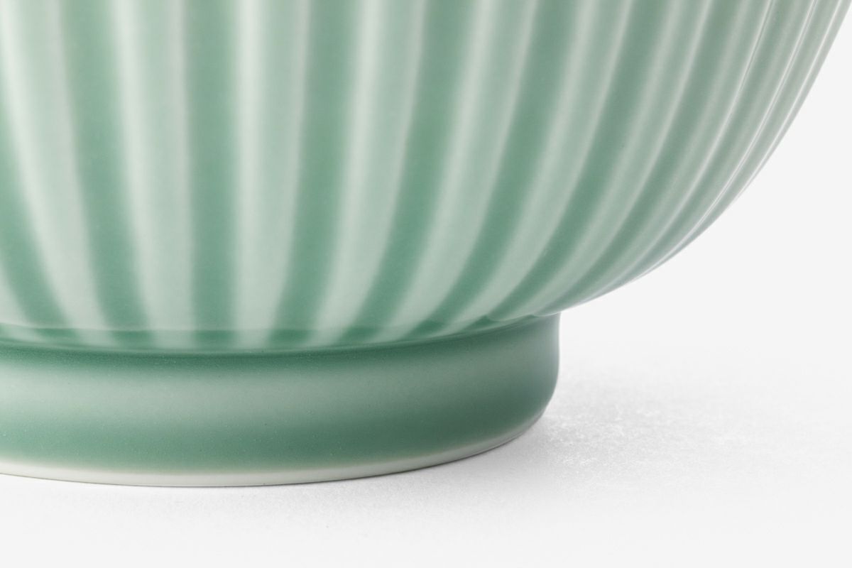 谷窯青磁 麺丼（アウトレット品） | WEB有田陶器市 ｜ 深川製磁 おうち