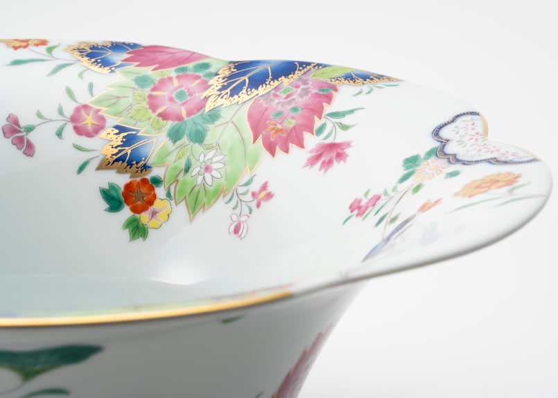 染錦絢爛草花絵 花型大鉢（アウトレット） | WEB有田陶器市 ｜ 深川製