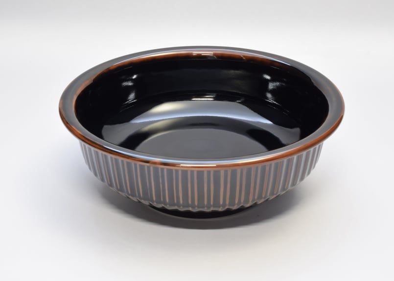 黒天目 しのぎ大鉢（アウトレット） | WEB有田陶器市 ｜ 深川製磁
