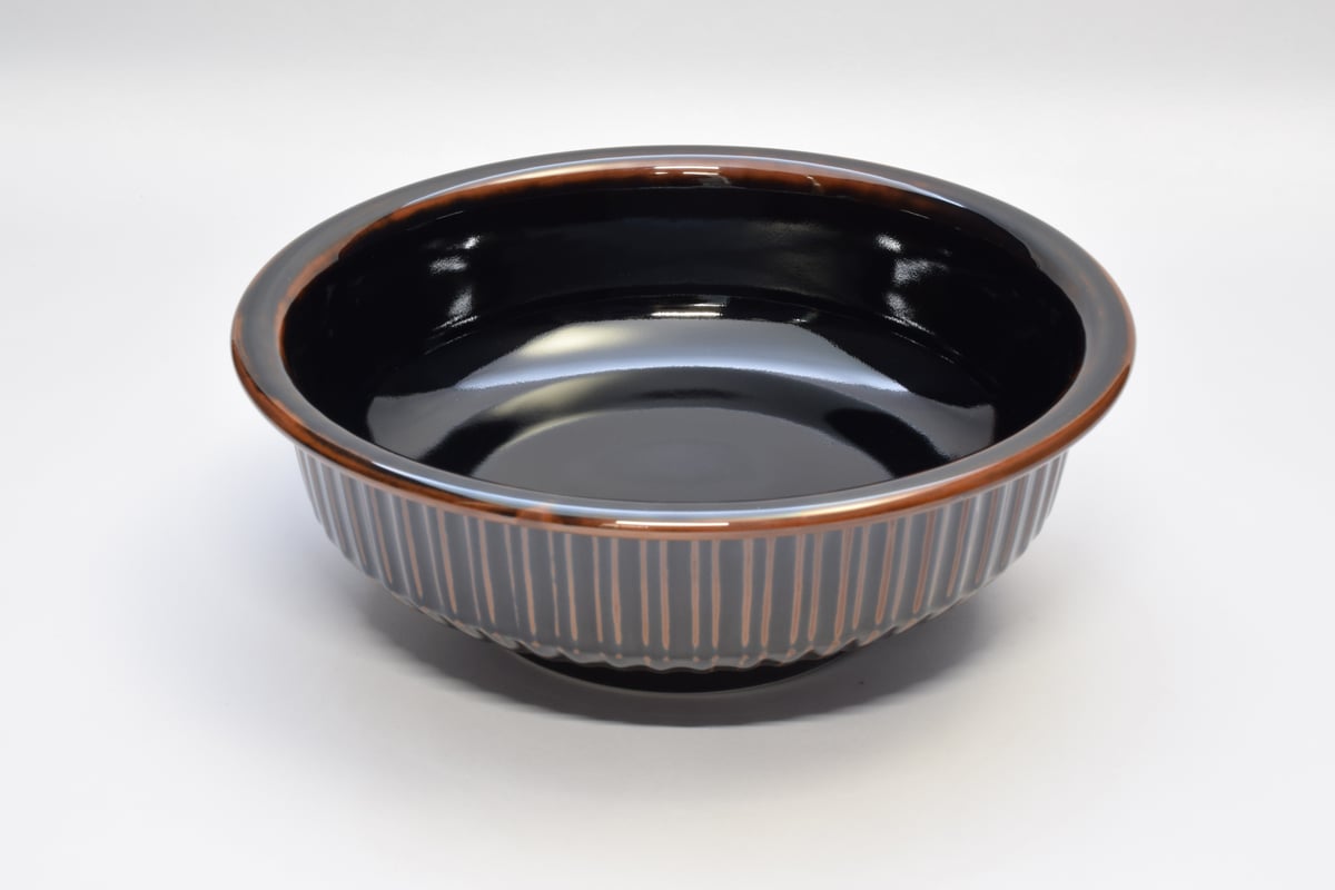 陶器　漆黒 7寸平鉢 天目 | 白山陶器直営オンラインストア