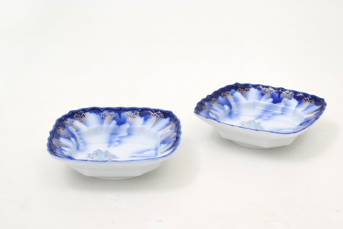 No4397 深川製　珈琲碗皿揃　牡丹金ミル　6客　共箱　有田焼　送料無料 深川製磁 牡丹金ミル 珈琲碗揃 カップ&ソーサー 6客 共箱付 有田焼