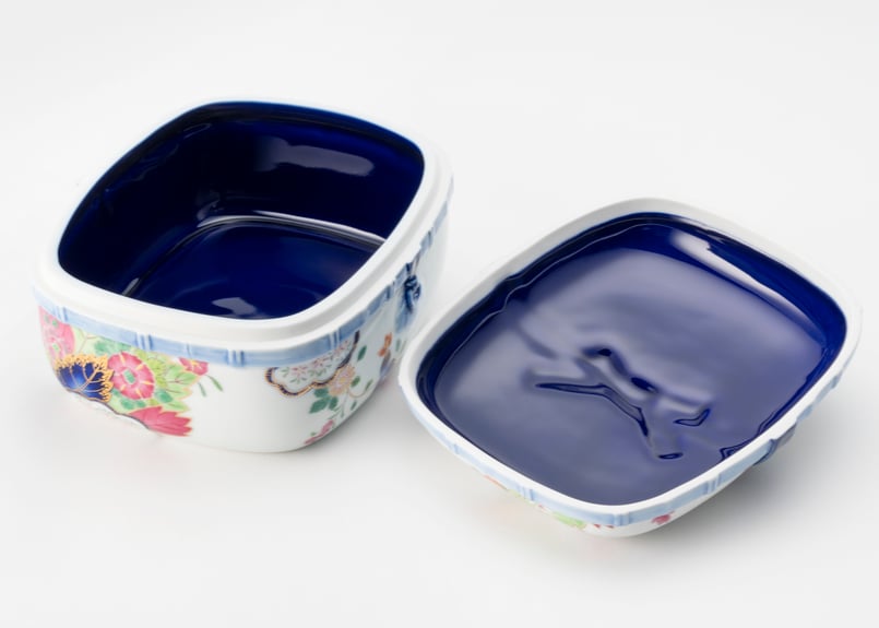染錦絢爛草花絵 陶箱（アウトレット） | WEB有田陶器市 ｜ 深川製磁