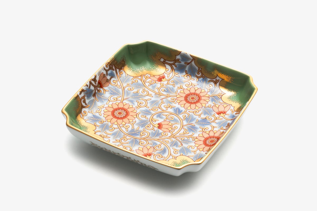 金襴手唐草ひわ色 飾皿（アウトレット品） | WEB有田陶器市 ｜ 深川製