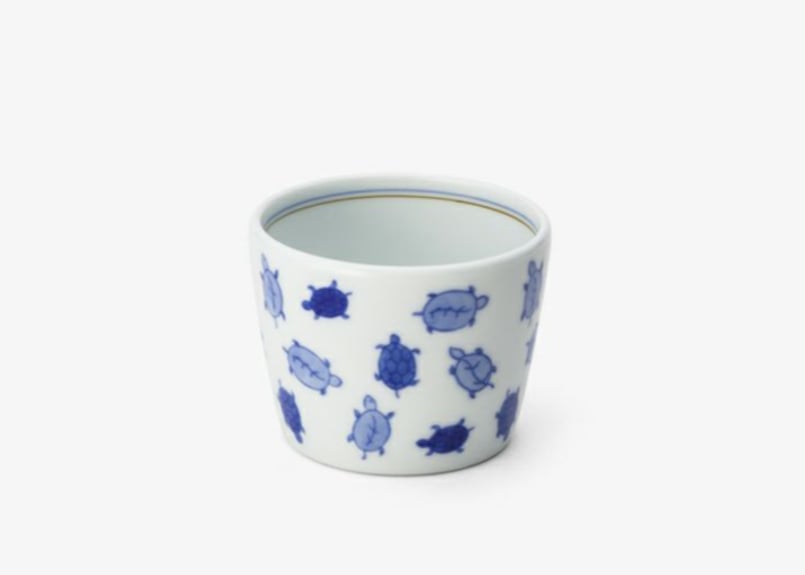 染付亀 削り型蕎麦猪口（アウトレット品） | WEB有田陶器市 ｜ 深川製