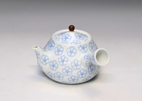 深川製磁☆菊小鳥 湯呑み 4個セット 四角湯呑み 花と鳥の絵柄 有田焼