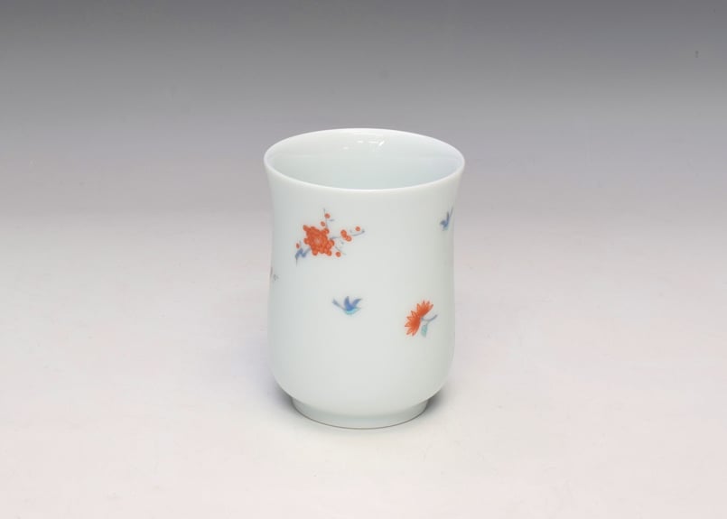 色絵花鳥紋 百合型大湯呑（直営店限定品） | WEB有田陶器市 ｜ 深川製