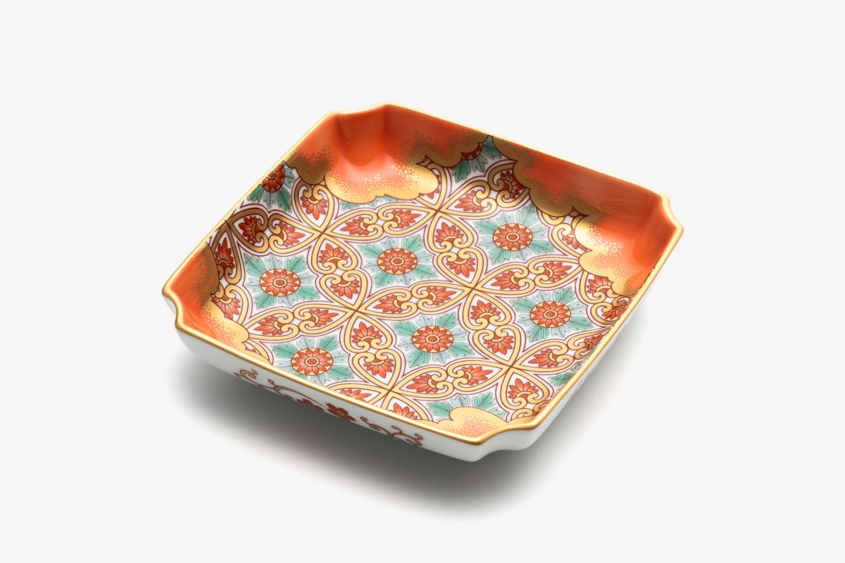 金襴手更紗珊瑚色 飾皿（アウトレット品） | WEB有田陶器市 ｜ 深川製