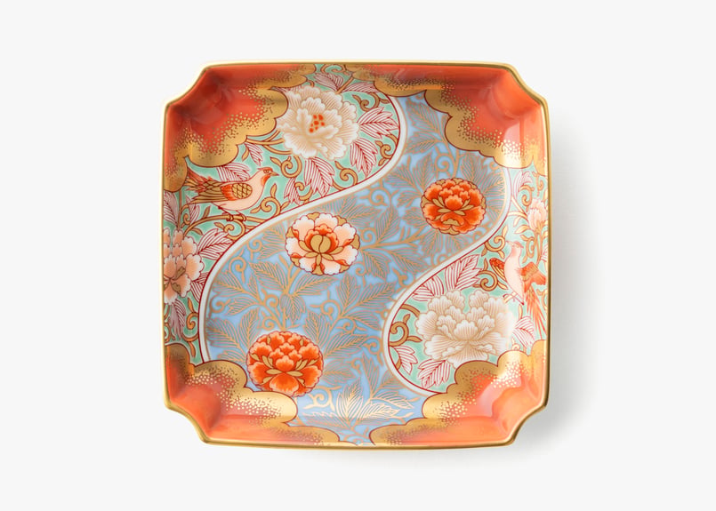 金襴手牡丹唐草珊瑚色 飾皿（アウトレット品） | WEB有田陶器市