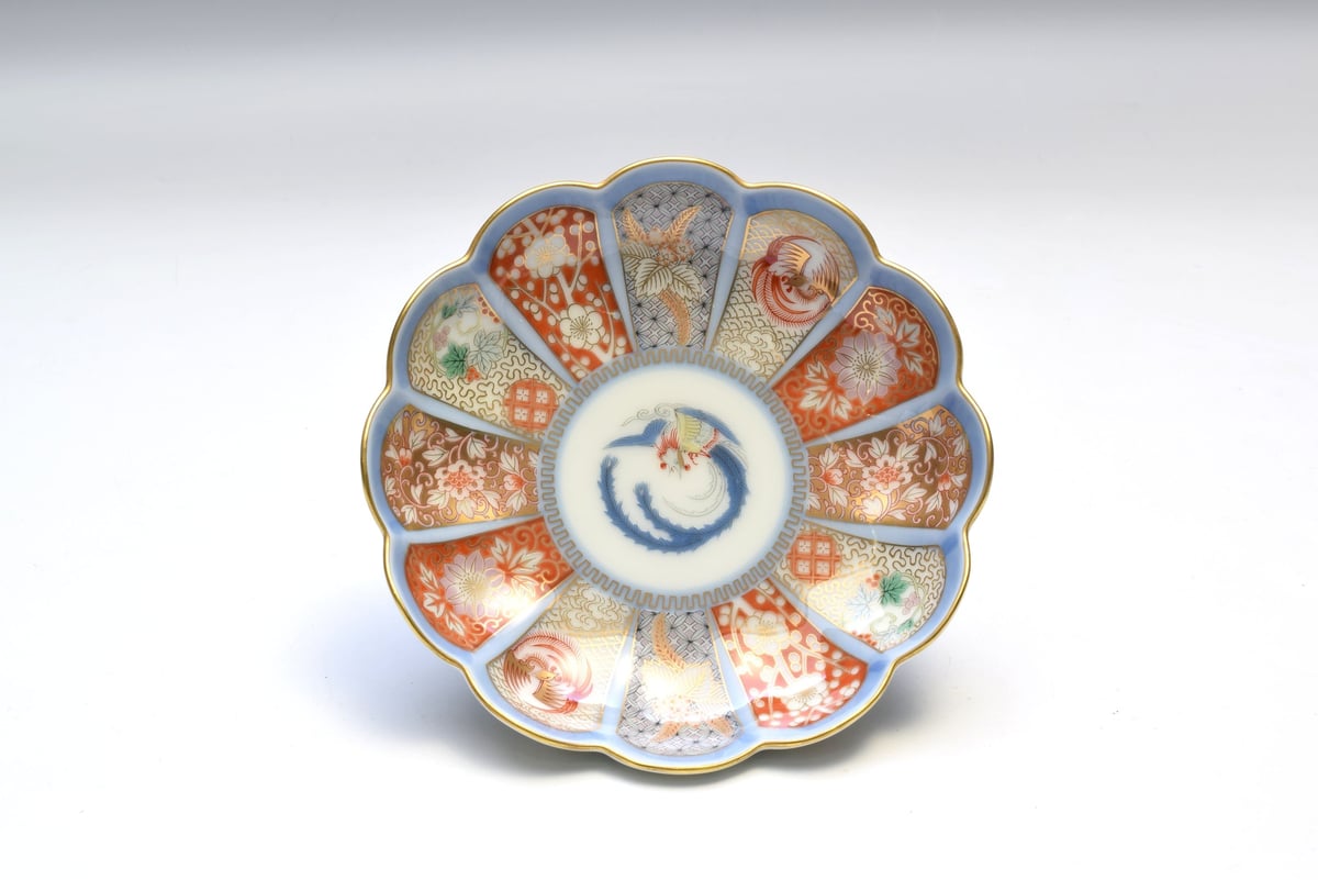染錦金彩鳳凰 菊割取皿（アウトレット品） | WEB有田陶器市 ｜ 深川製
