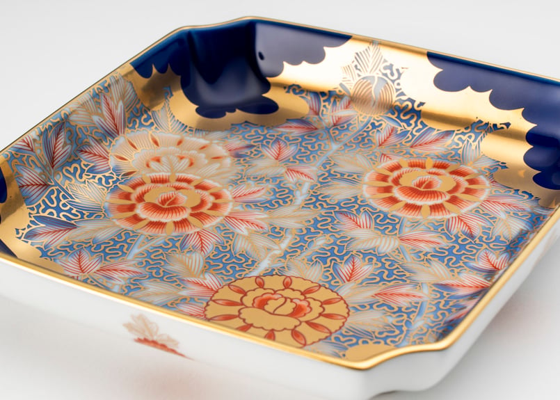 古伊万里牡丹金ミル瑠璃色 飾皿（アウトレット品） | WEB有田陶器市