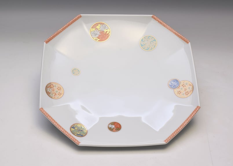 寿赤絵 八角大皿（アウトレット品） | WEB有田陶器市 ｜ 深川製磁