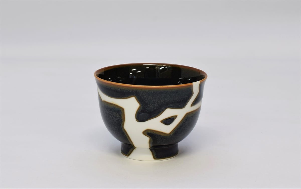 天目に白樺 ぐい呑（アウトレット品） | WEB有田陶器市 ｜ 深川製磁