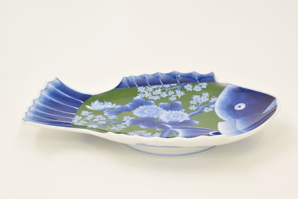 染付菊絵 魚型皿（アウトレット品） | WEB有田陶器市 ｜ 深川製磁