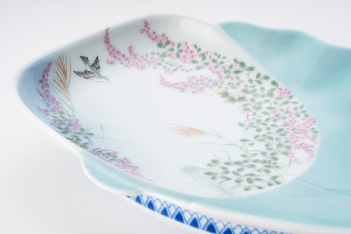 萩花見 彫刻皿（アウトレット品） | WEB有田陶器市 ｜ 深川製磁 おうち