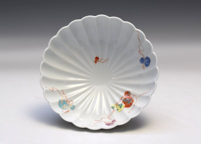 花ひょうたん 菊割鉢（アウトレット品） | WEB有田陶器市 ｜ 深川製磁