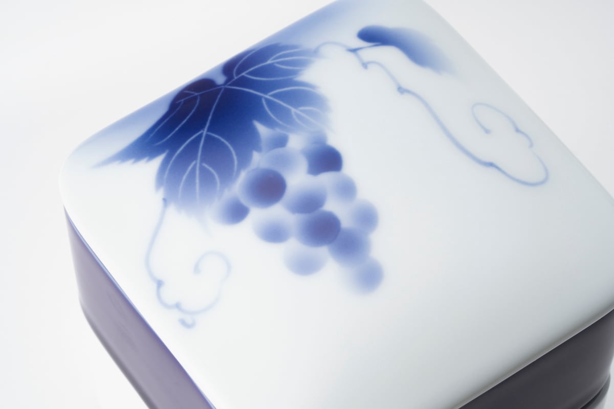 深川製磁／ブルーワイナリー　二段角蓋物　2点 ブルーワイナリー 二段角蓋物（アウトレット品） | WEB有田陶器市