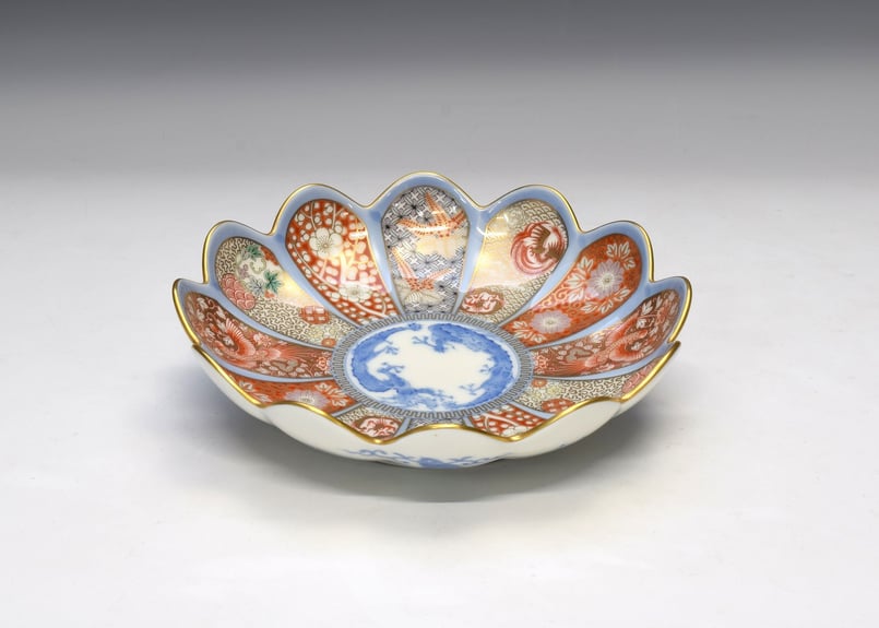 染錦金彩鳳凰 菊割中皿（アウトレット品） | WEB有田陶器市 ｜ 深川製