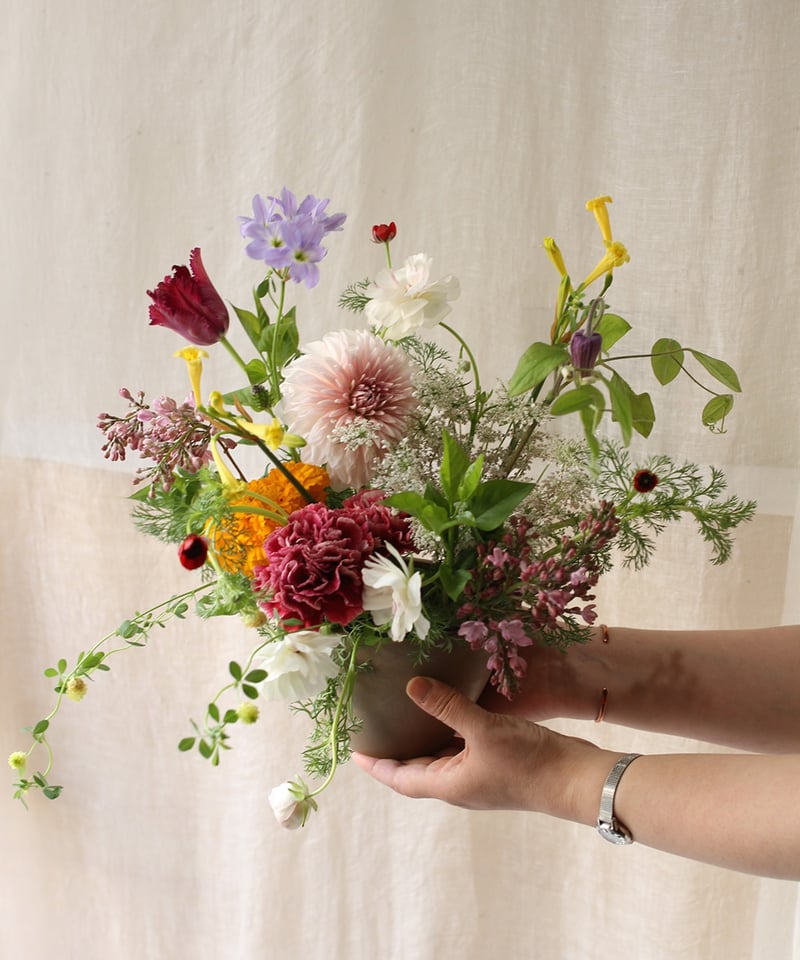 葛飾・江東・江戸川区お届け 送料1100】フラワーアレンジメント S