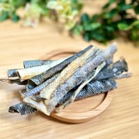 無添加オヤツ　鮭の皮（冬季限定）
