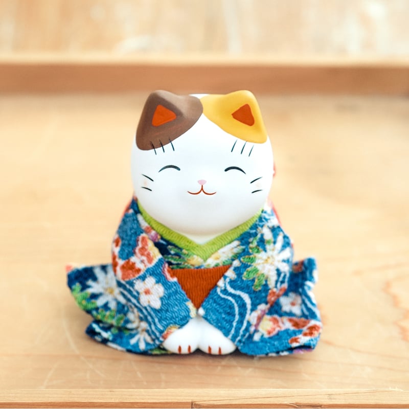 おまねき招き猫(縁起物) 2/22「猫の日」記念授与品 | 諫早神社 おまねき招き猫(縁起物) 2/22「猫の日」記念授与品 | 諫早神社