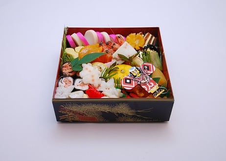 およねのおせち　梅　2段重（送料込）