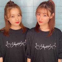 shottsブラックTシャツ