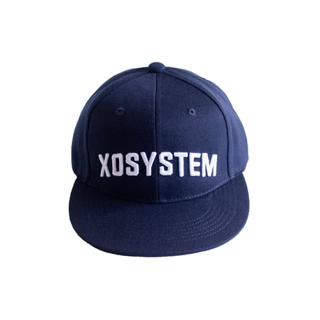 XOSYSTEM｜XO ARCH LOGO CAP