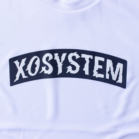 XOSYSTEM｜XO SWING ARCH LOGO DRY TEE