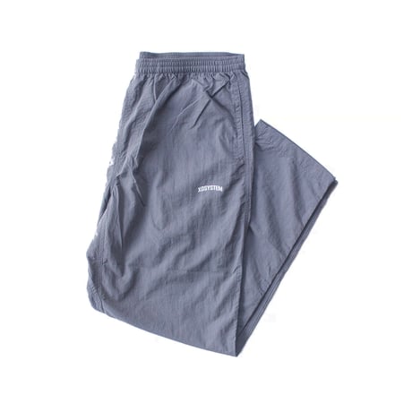 XOSYSTEM｜XO ARCH LOGO NYLON PANTS