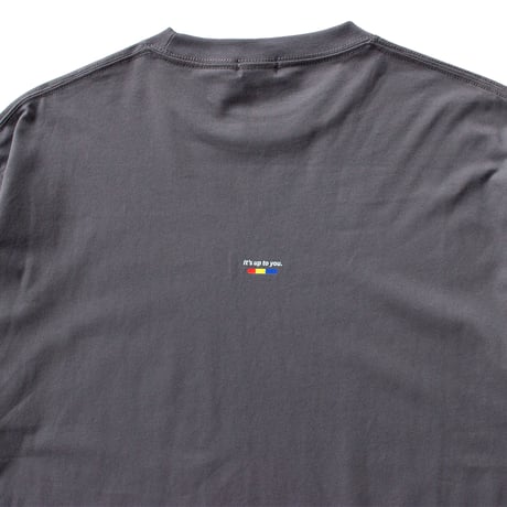 XOSYSTEM｜XO ARCH LOGO RELAX FIT TEE (with draw cord)