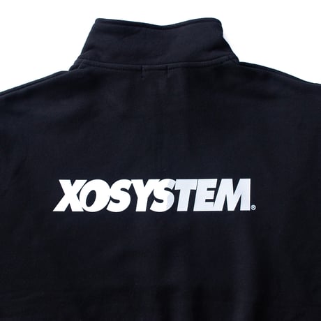 XOSYSTEM｜XO OG LOGO HALF ZIP SWEAT