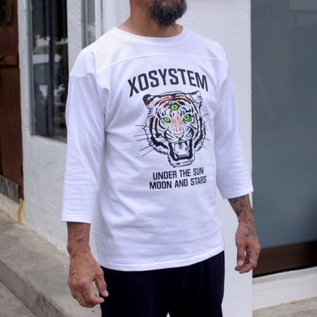 XOSYSTEM｜XO MD TIGER F/B TEE ｜WHITE