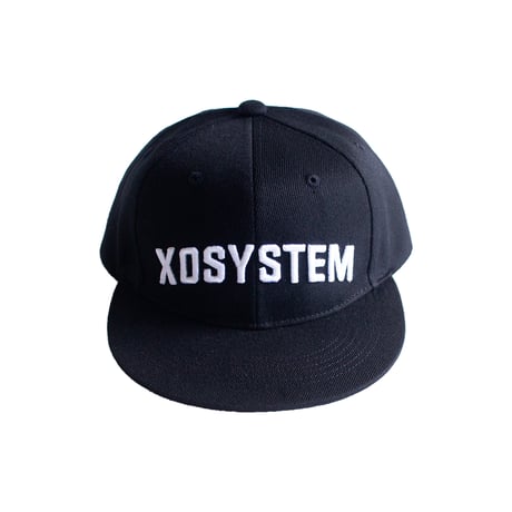 XOSYSTEM｜XO ARCH LOGO CAP