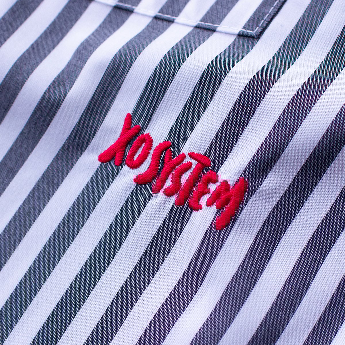 XOSYSTEM｜XO FUNNY LOGO OPEN SHIRT ｜WHT/BLK STRI